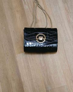 Chic Black Shoulder Bag