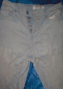 USA Jeans at Local Prices – Grab Yours!”
