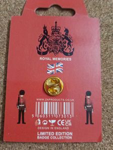 London Union Jack Heart Pin