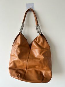 Metro handbag