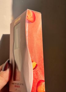 Gisou Honey Infused Lip Oil :-Glazed plum