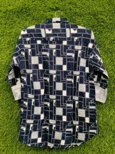 Venture Geometric Print Shirt - Size Xl
