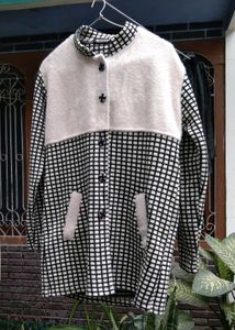 Unique Checkered Sweater