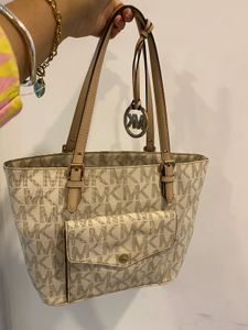 Authentic ❌Michael Kors Jet Set Tote Handba