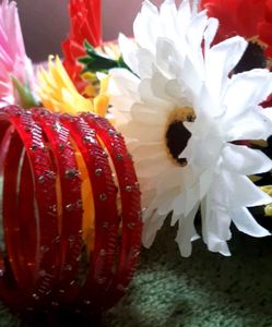 Red Bangles - Set of 3 And 4 Kade