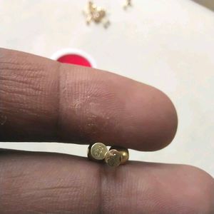 22C Pure Gold Round Dimond Stud Earrings