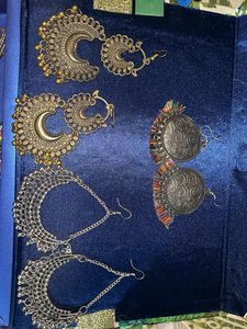 Giveaway Earring Collection Of 12
