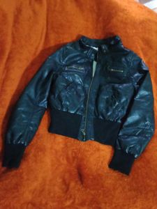 A very attractive black upleather jacket