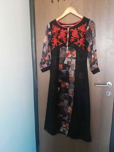 Stylish Women&#39;s Ethnic Gown