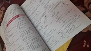 MTG Physics Study Material For NEET Aspirants