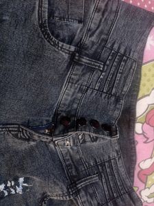 High Weist Scratch Jean