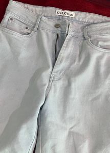 Zara Light Wash Cargo Jeans