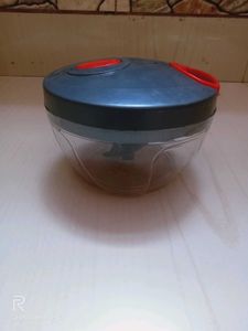 MINI HANDY VEGETABLE AND FRUIT CHOPPER