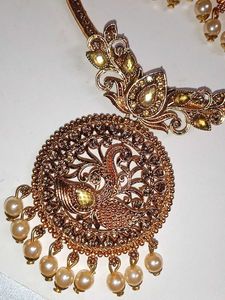 Unique Antique Jewellery Set with Earrings