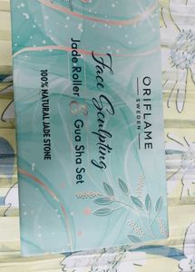 Oriflame Face Sculpting Jade ROLLER With Gua Sha