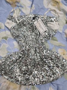 heavy beaded imported sequin top💕🤍🩶