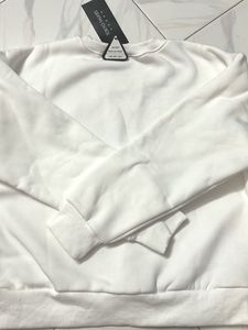 Tokyo Talkies &#39;Virginia&#39; Graphic Sweatshirt