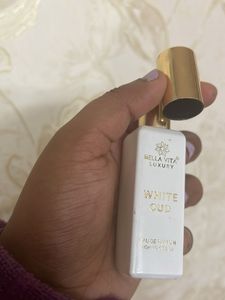 Bella Vita Luxury White Oud Perfume