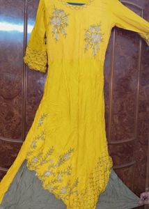 Yellow Gown 💛
