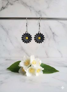 Daisy Drop Earrings
