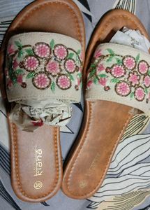 Kiara Floral Flats