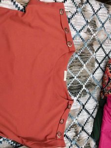 Chic Rust-Colored Top