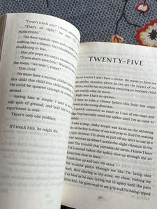 Shatter Me by Tahereh Mafi