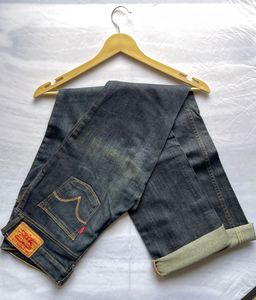 Levi’s Dark Wash Denim Jeans