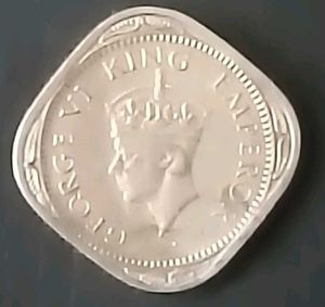 Vintage Indian 1946 1/2 Anna Coin