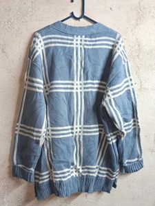 🇰🇷 Oversized Winter Plaid Cardigan Sweater