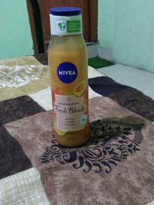 Nivea Fresh Blends Shower Gel