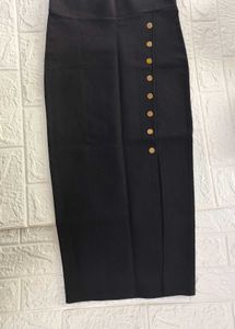Chic Black Button Slit Skirt