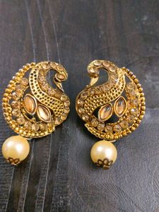 Earring