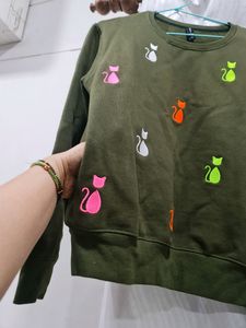 Sweatshirt In Olive Colour