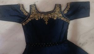 Long Gown With Golden Details (2 Layer If Cancan)