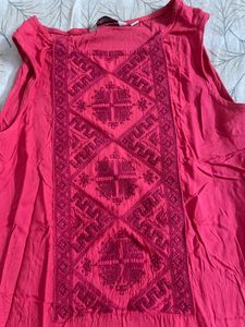 Women Cotton Thread Work Kurti