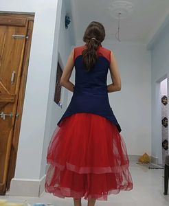Girl&#39;s Party Dress