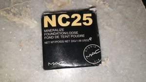 NC25 MAC Mineralize Foundation/loose Foun De Teint Poudre Net WT/ponds Net 30G/1.06 Usoz