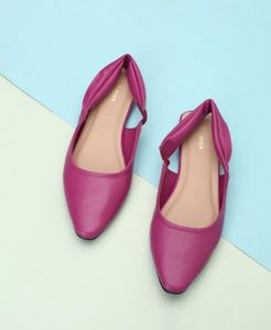 “Max” Solid Slingback Sandals (almost 🆕)