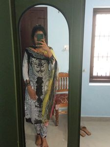 Pakistani Suit Set
