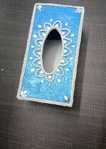 Elegant Lippan Tissue Box