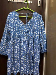Floral Blue Tunic Top