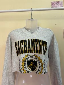 H&amp;M Grey Cropped Sweatshirt