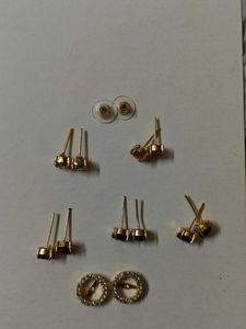 5 Stud Earrings With An Attachment