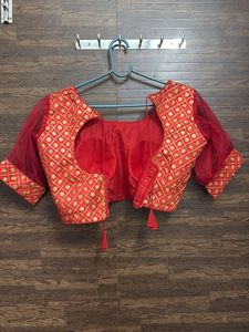 A Net Sleeves Blouse