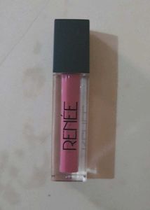 7 Lipsticks.
