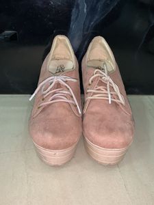 Platform Heel Lace-Up Shoes