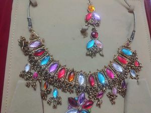 multicolor stones Jewellery Set