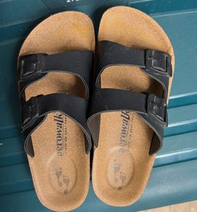 Unisex sandal