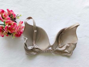 Victoria&#39;s secret  : Elegant Beige inner